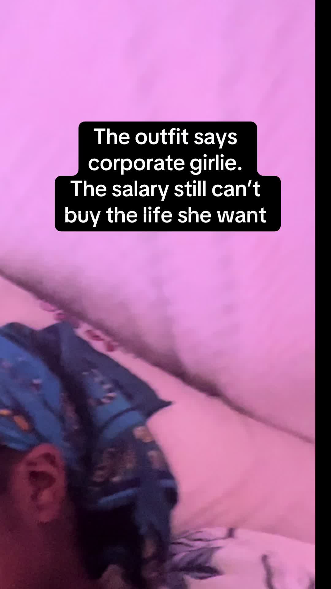 @Corporate Girl Side Income