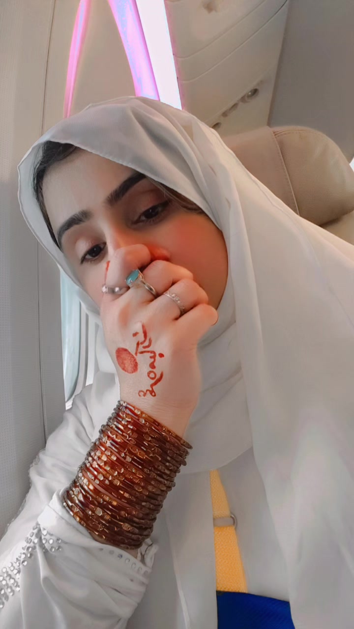 @🦋ملتانی گرل 🦋