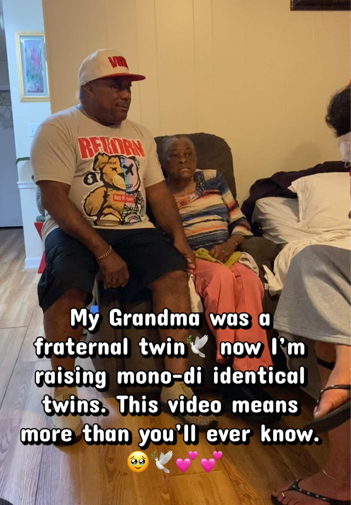@twintasticpartyofsix