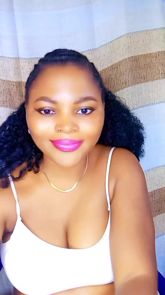 @Ella Diva