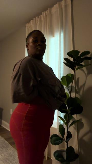 @JAS 🫶🏾✨ fat but, fit.