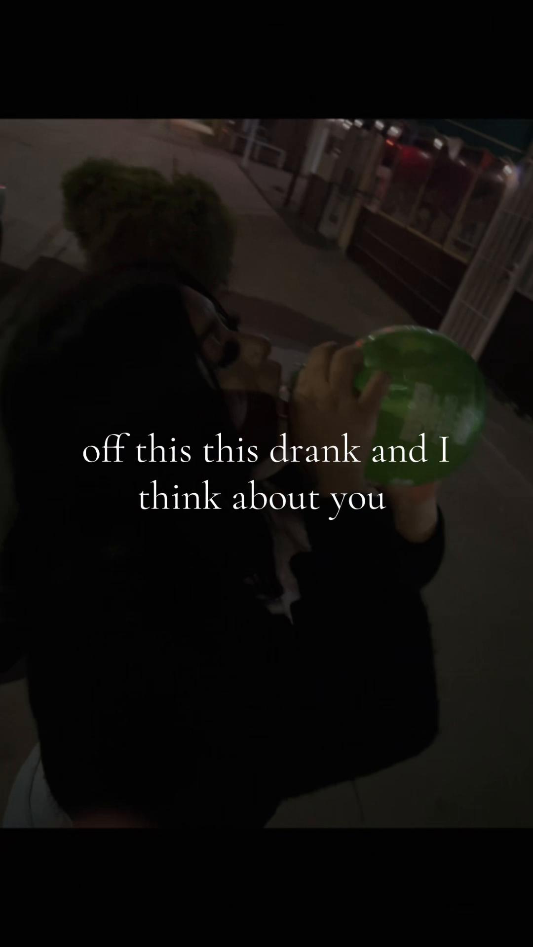 @Mariꨄ︎