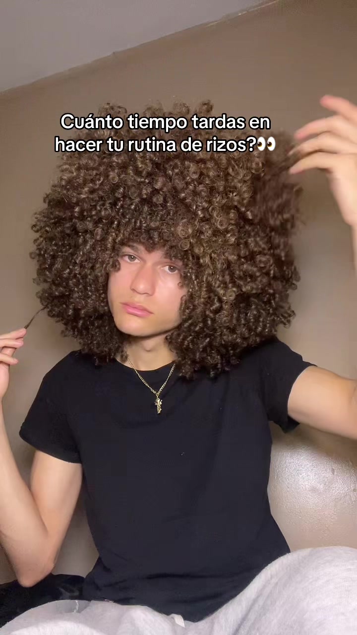 @Curlyhairguy01🇩🇴