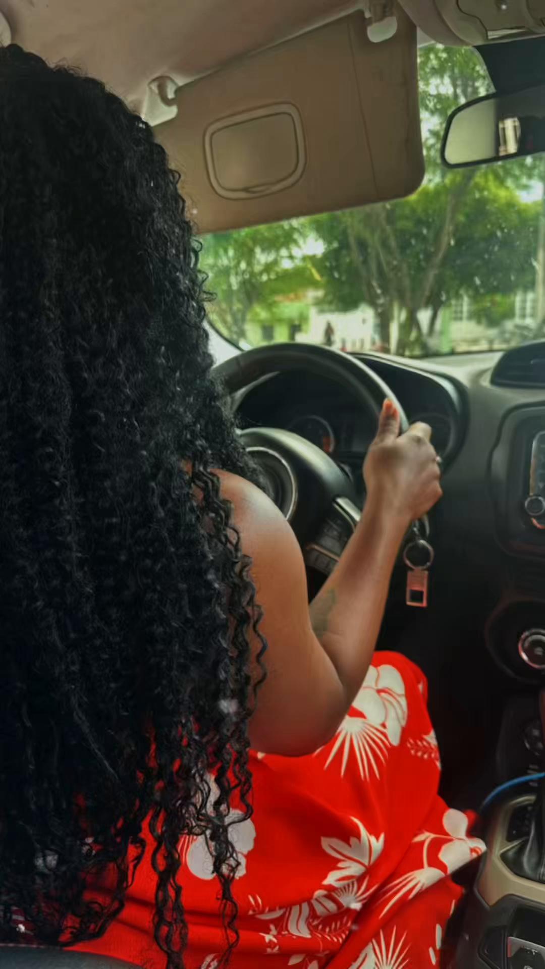@Ros&aacute;lia