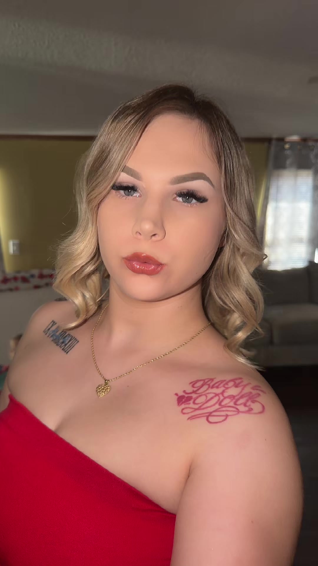 @okkchristinaaa
