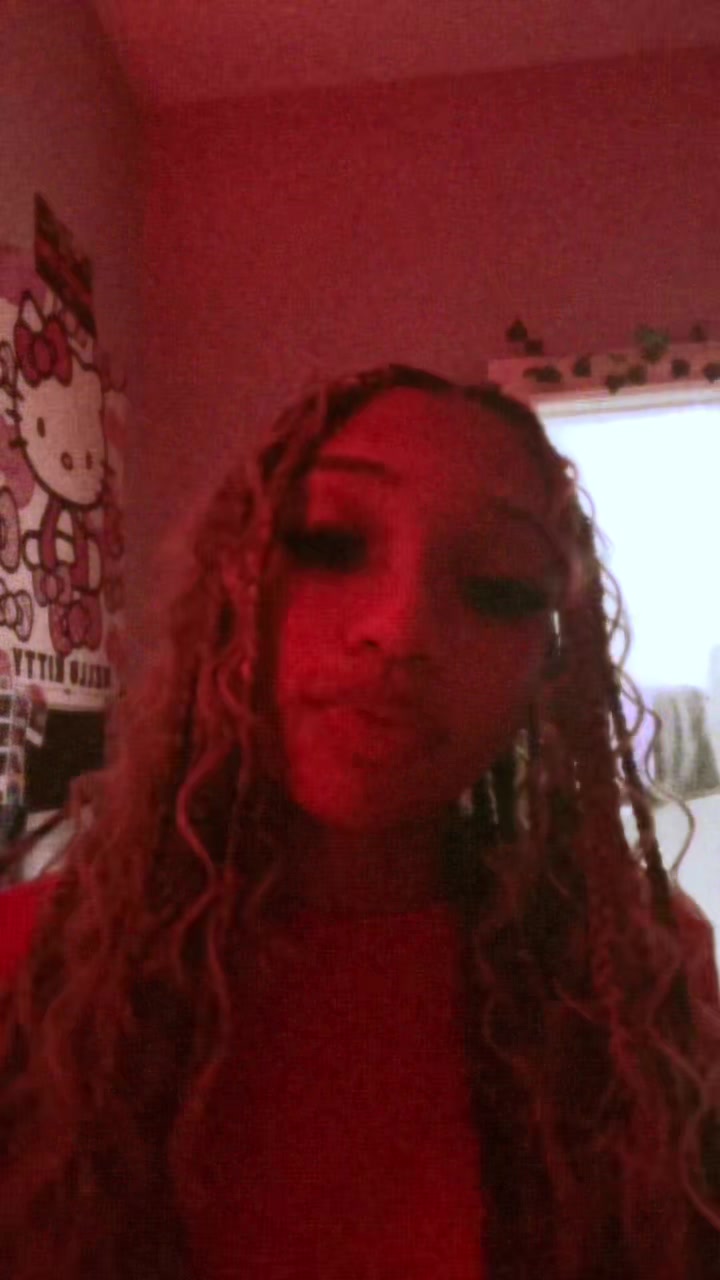 @thatgirlwthedimples
