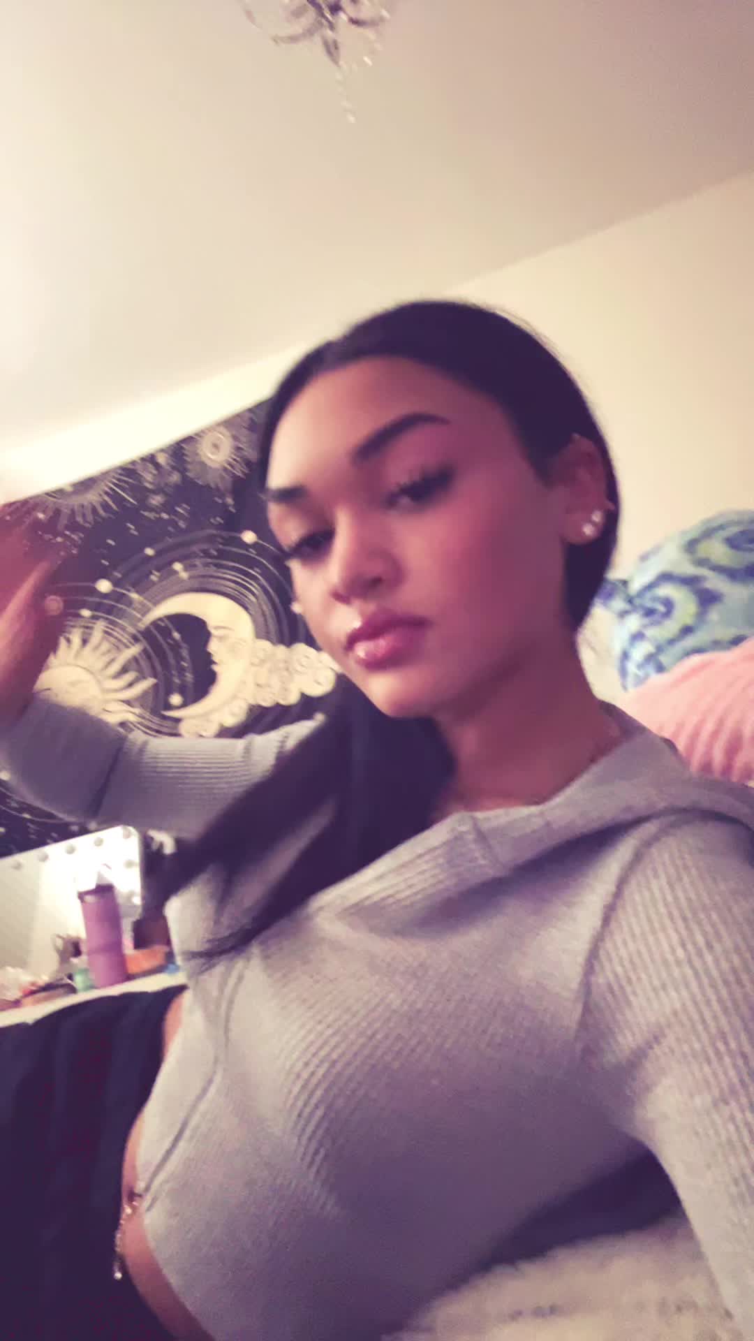 @nessa🦋