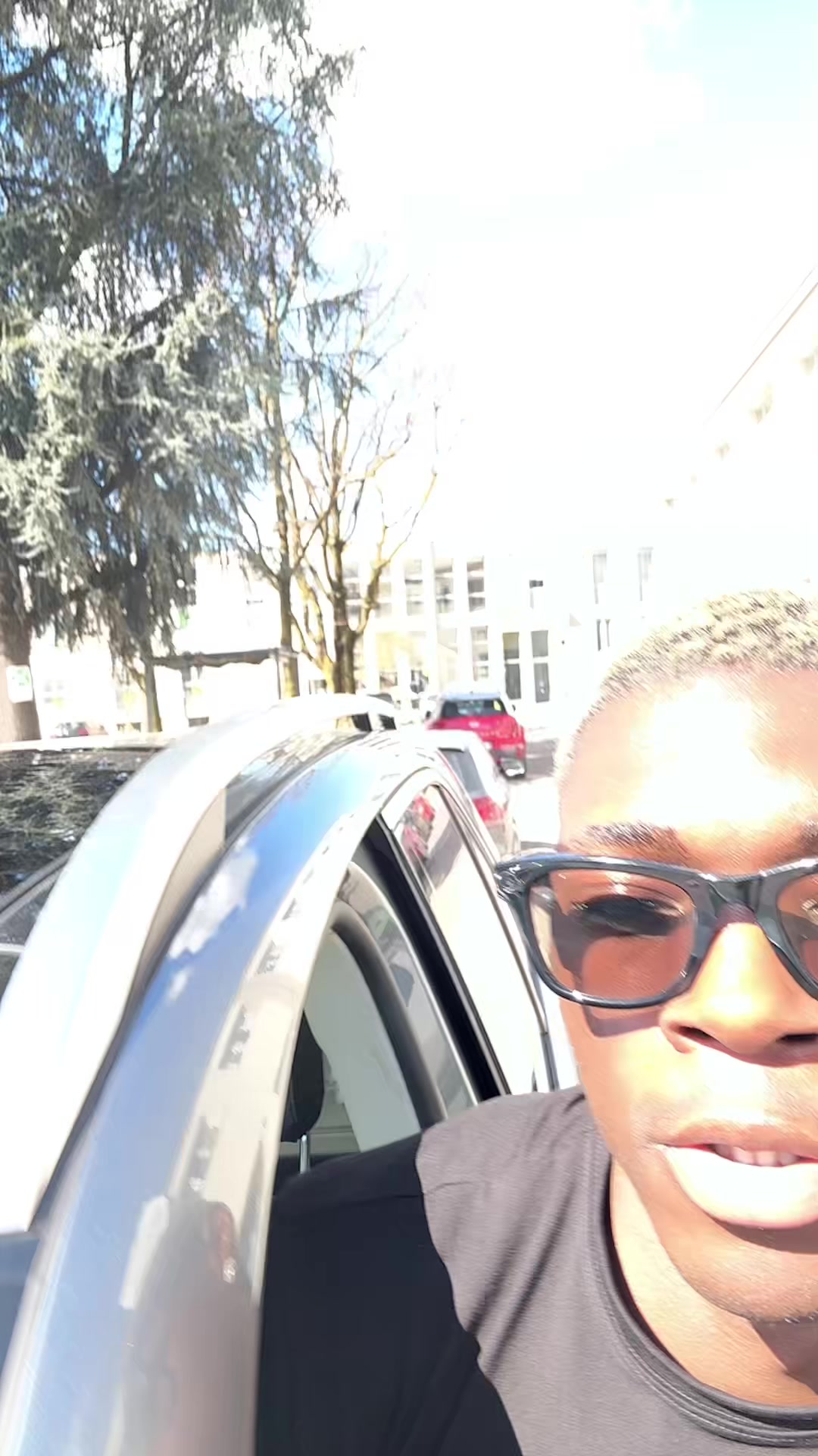 @LilCr