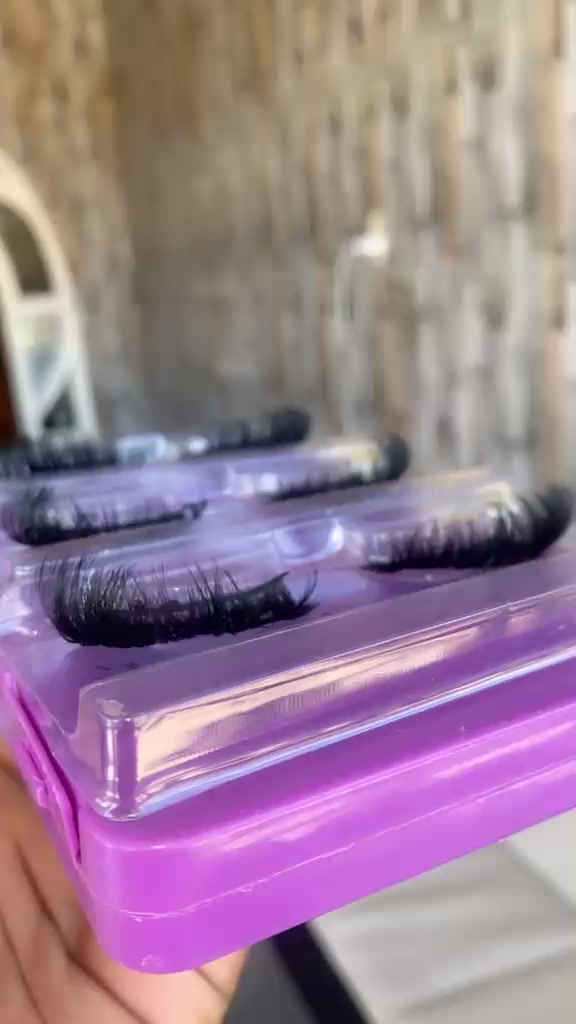 @QUEENS GLAM LASHES