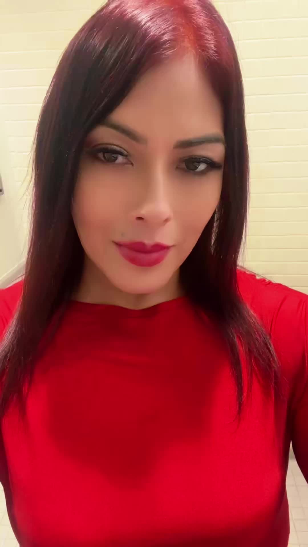 @👑🇪🇨👩🏻&zwj;✈️Skygirl✈️🇪🇨👑