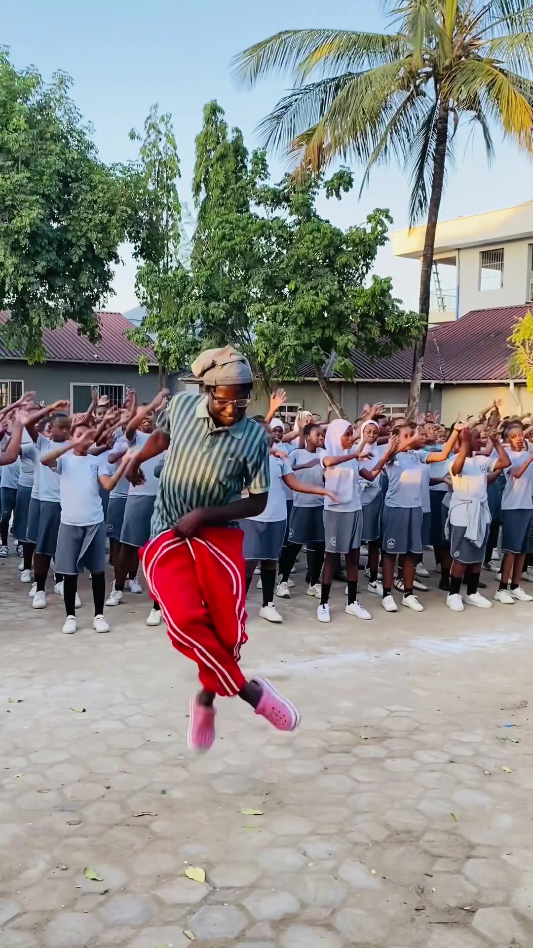 @makono_dancer