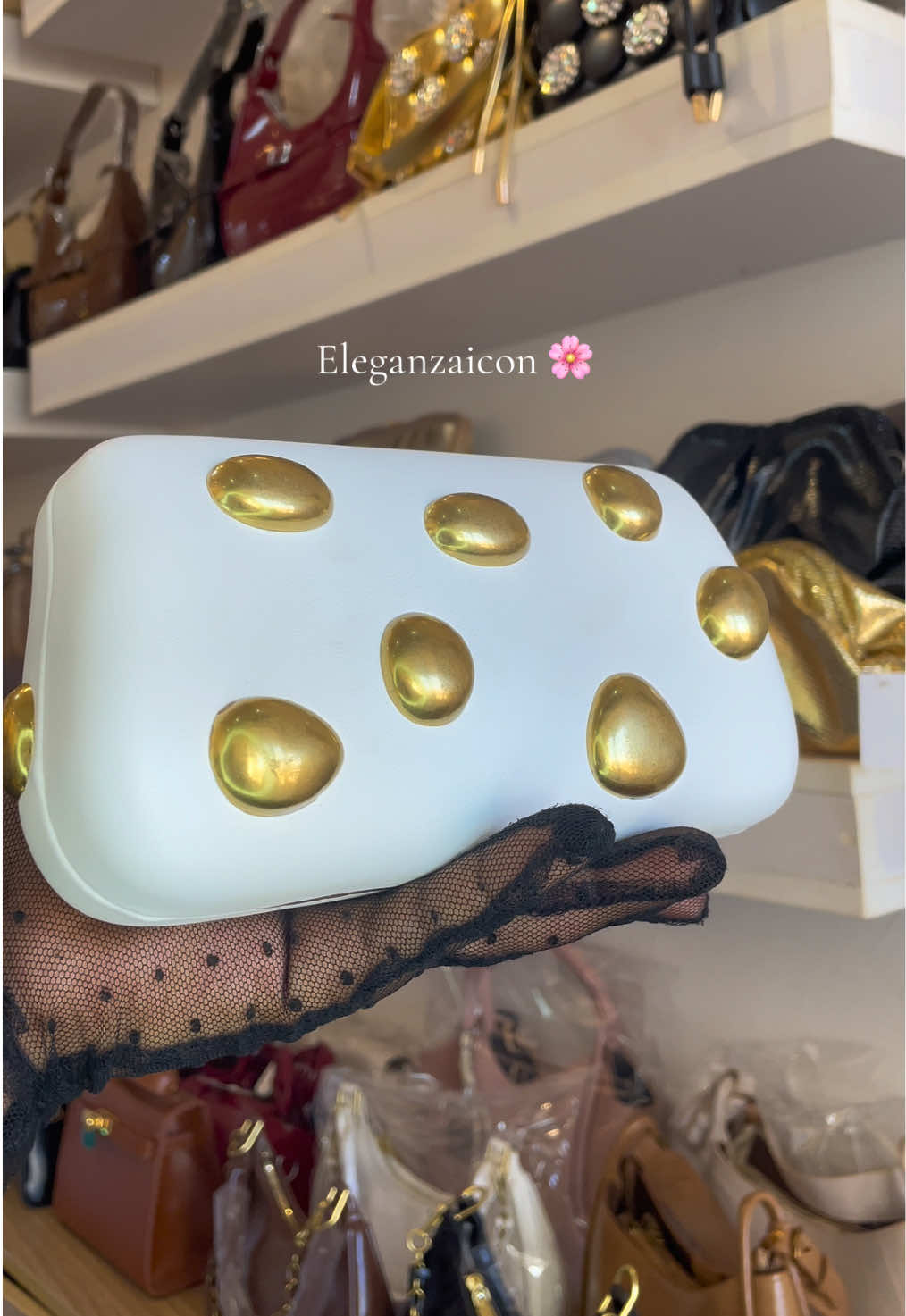 @ELEGANZAicon-jewelry/bag/heels