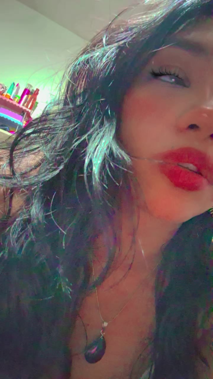 @Itzel Vq