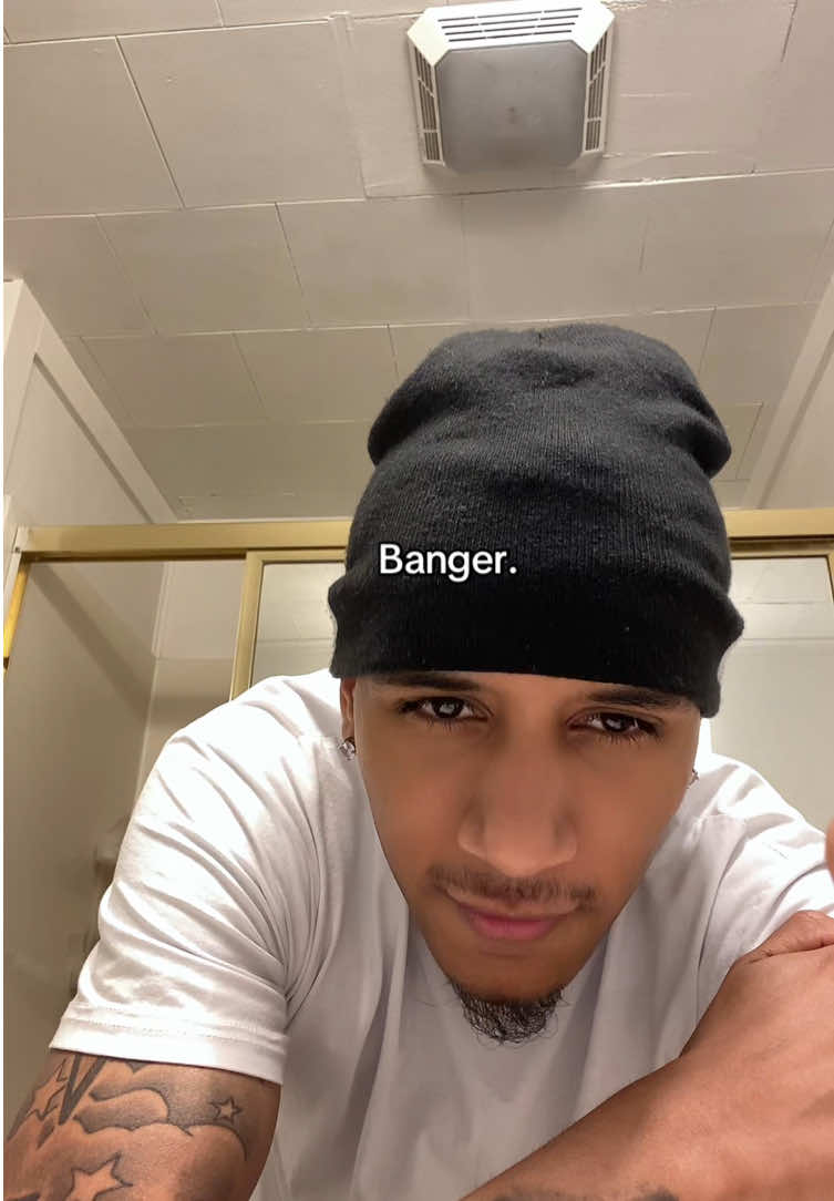 @3veryBodyHatesCam 🫶🏽