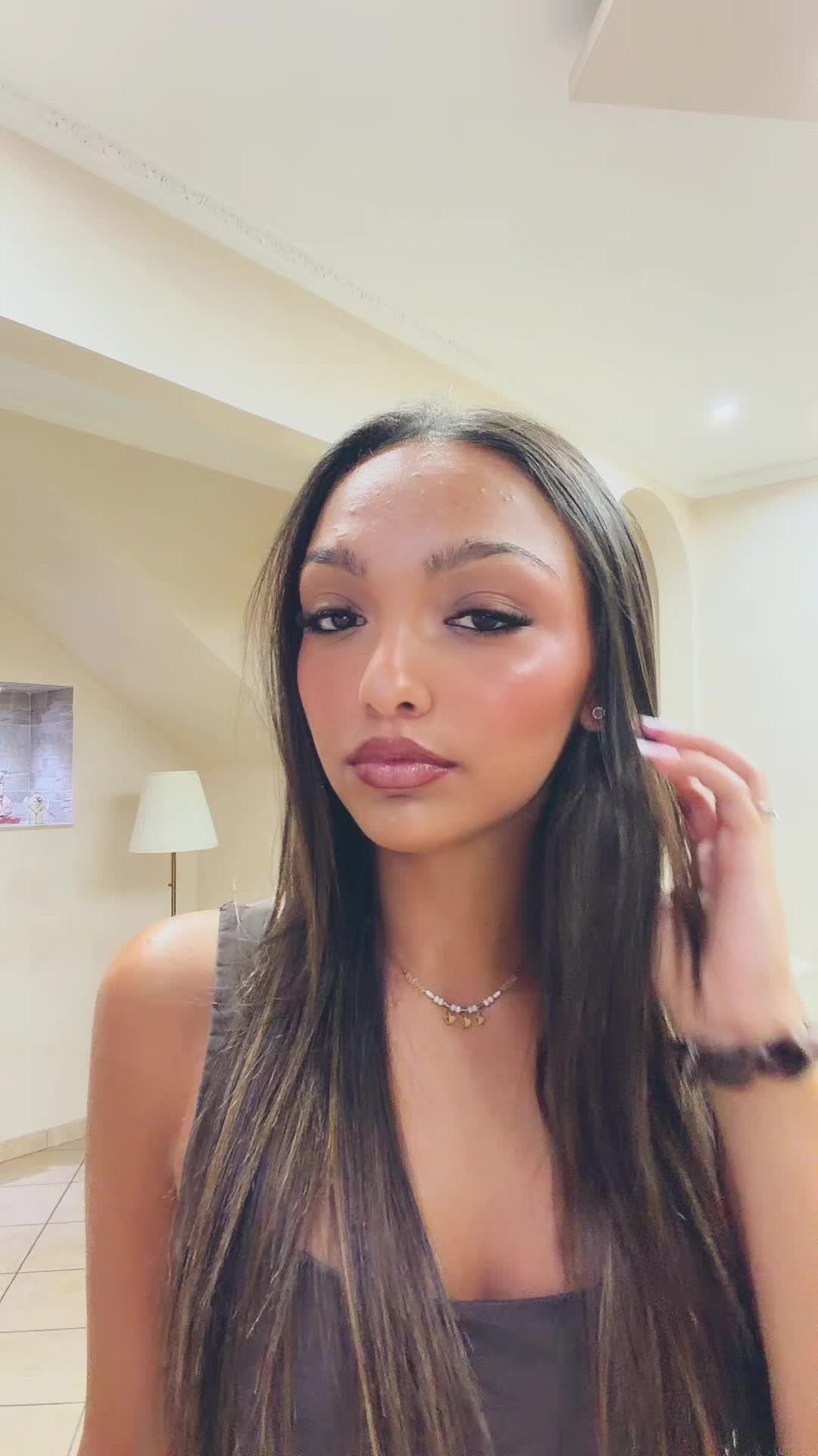@𝓖𝓲𝓾𝓼𝔂 𝓛𝓪𝓾𝓭𝓪𝓷𝓲 🌙
