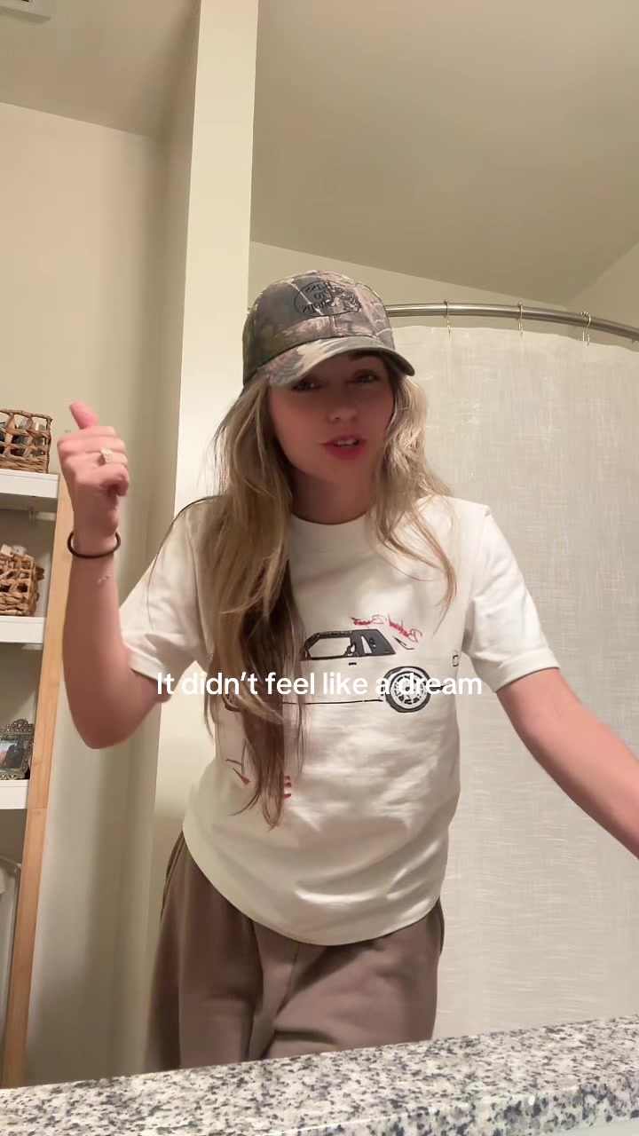 @Kaylinroberson