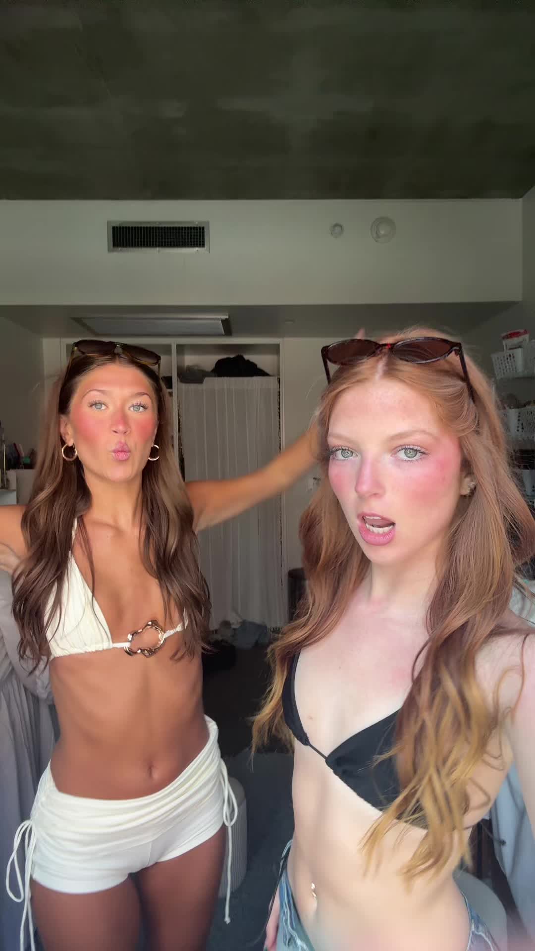 @molls