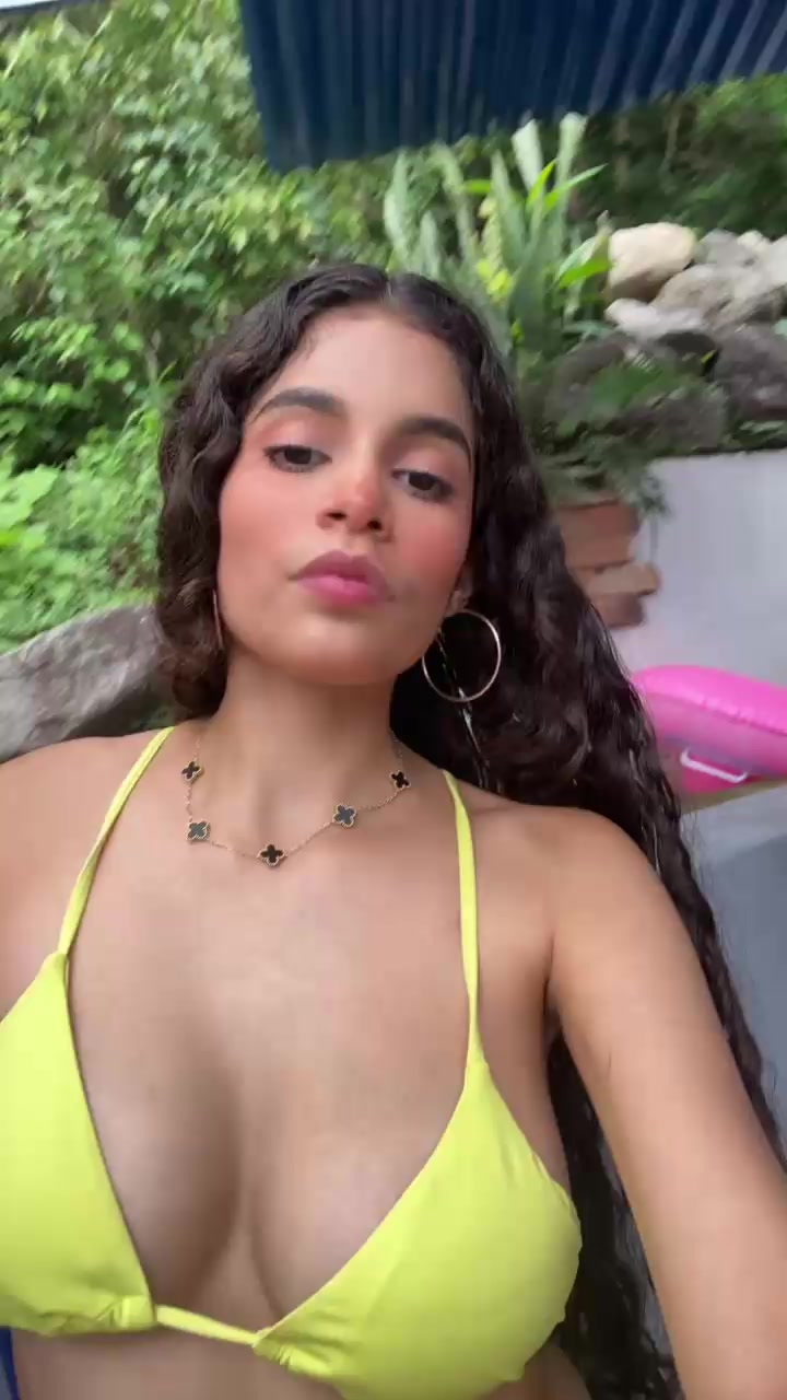 @Camila