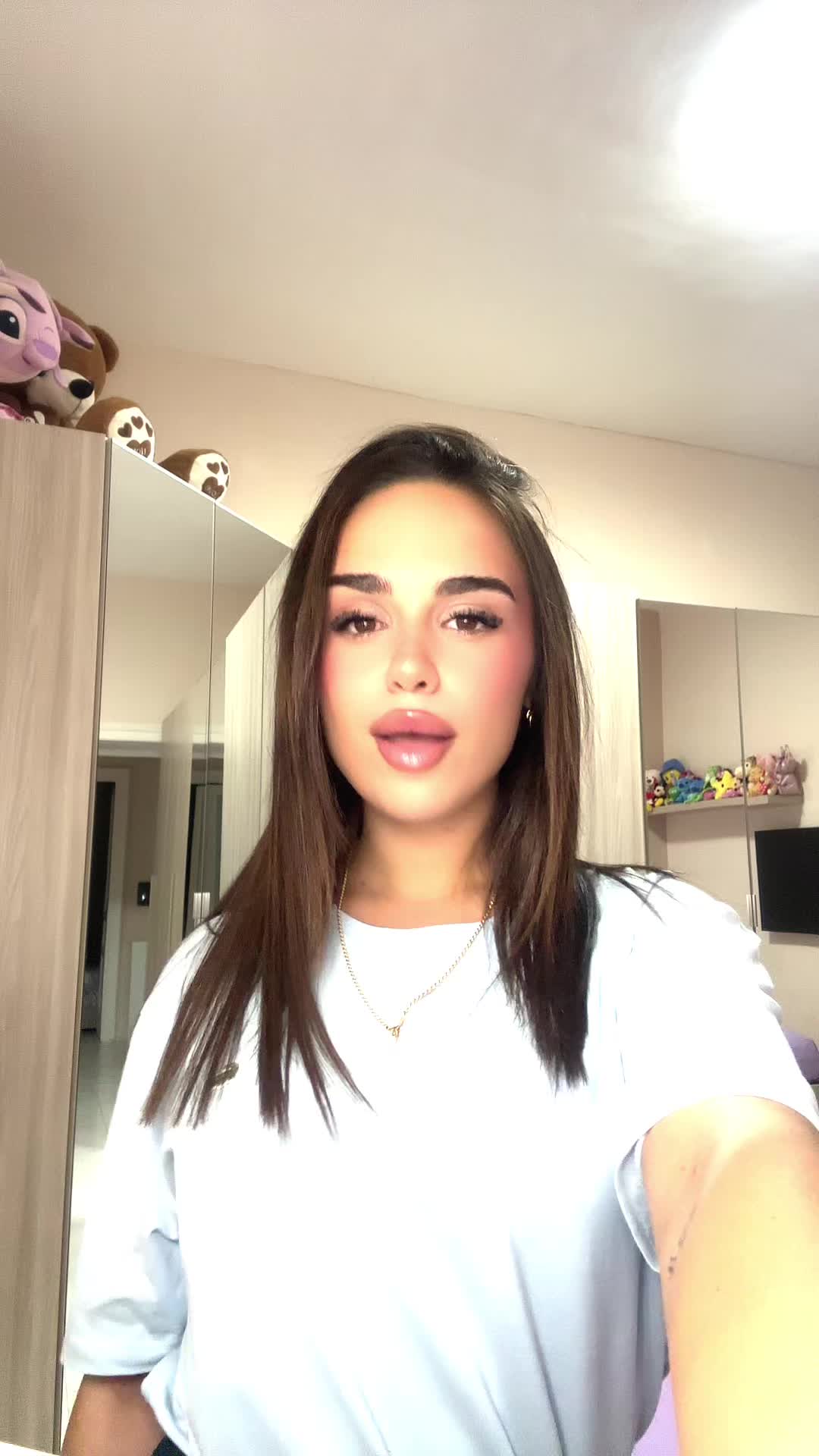 @alessyavitale