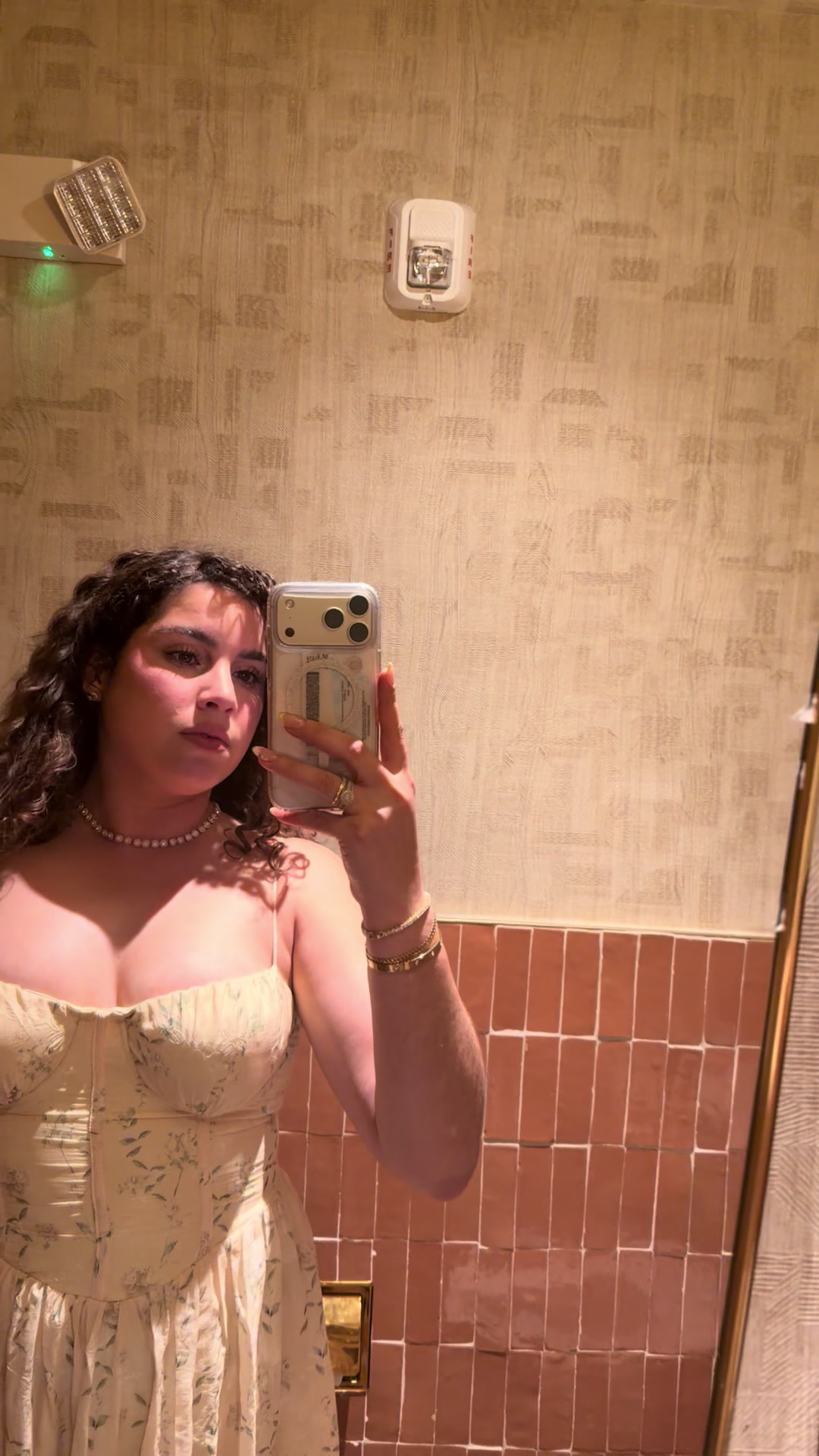 @lialopez
