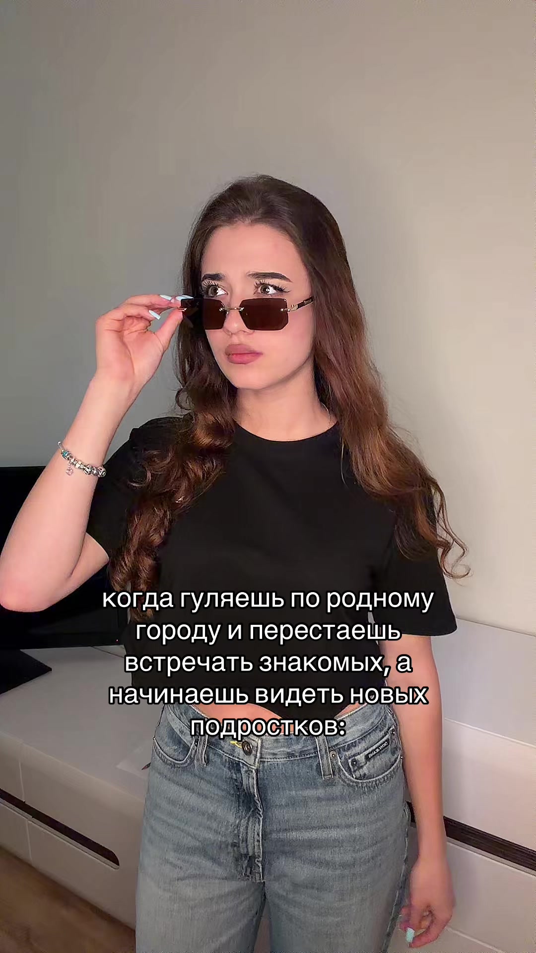 @nicole