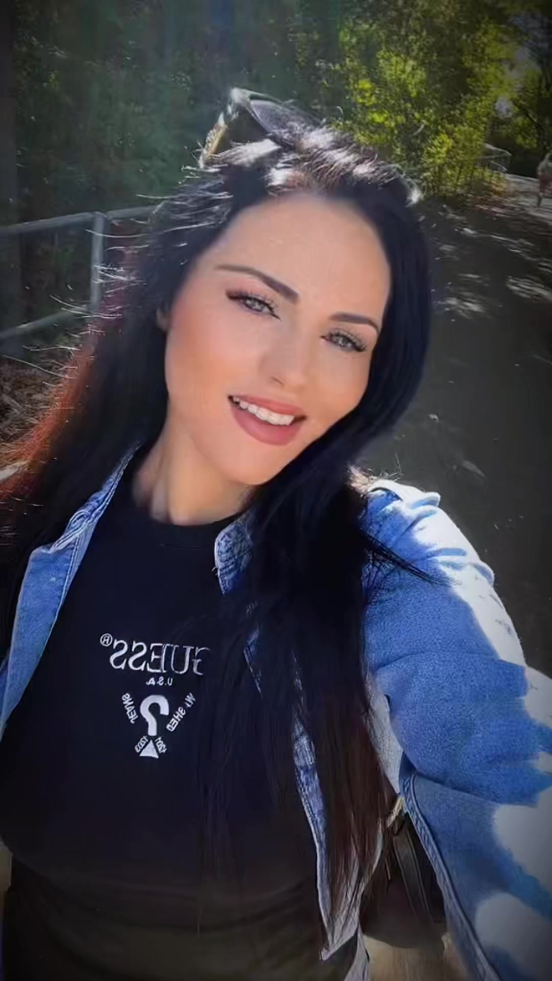 @🧡🤍💜Raffaella 👩❤️👩