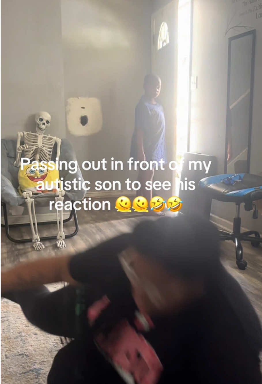 @cloudykiesses