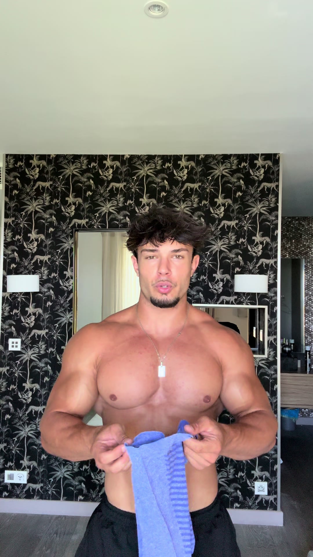 @moicestmike2