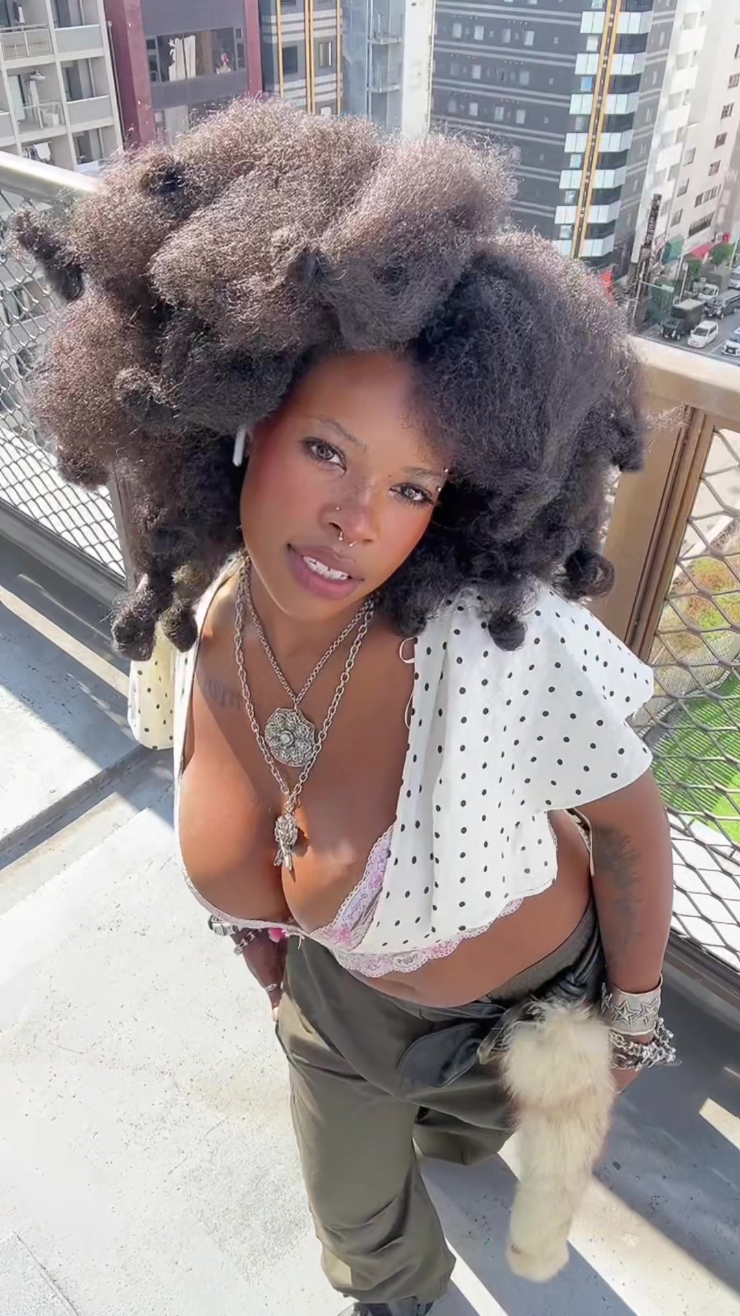 @Kira