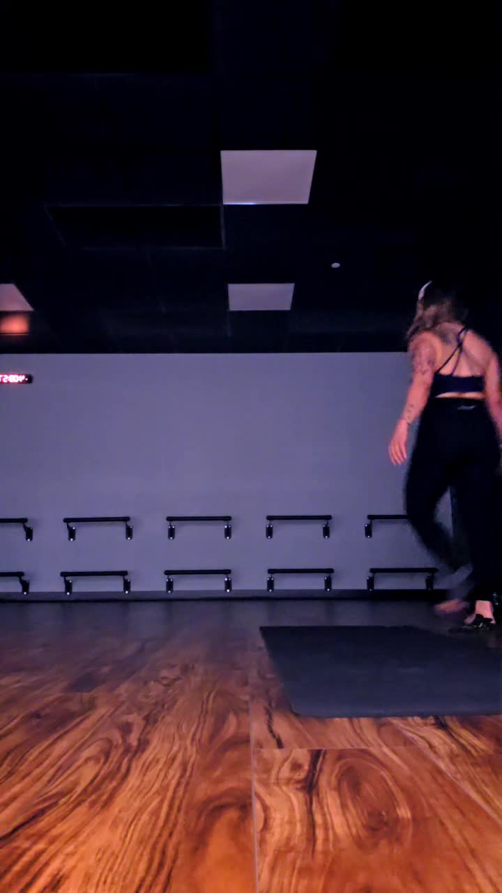 @👑CoachQueenVeeFit🇺🇲🇵🇭♐️🔥