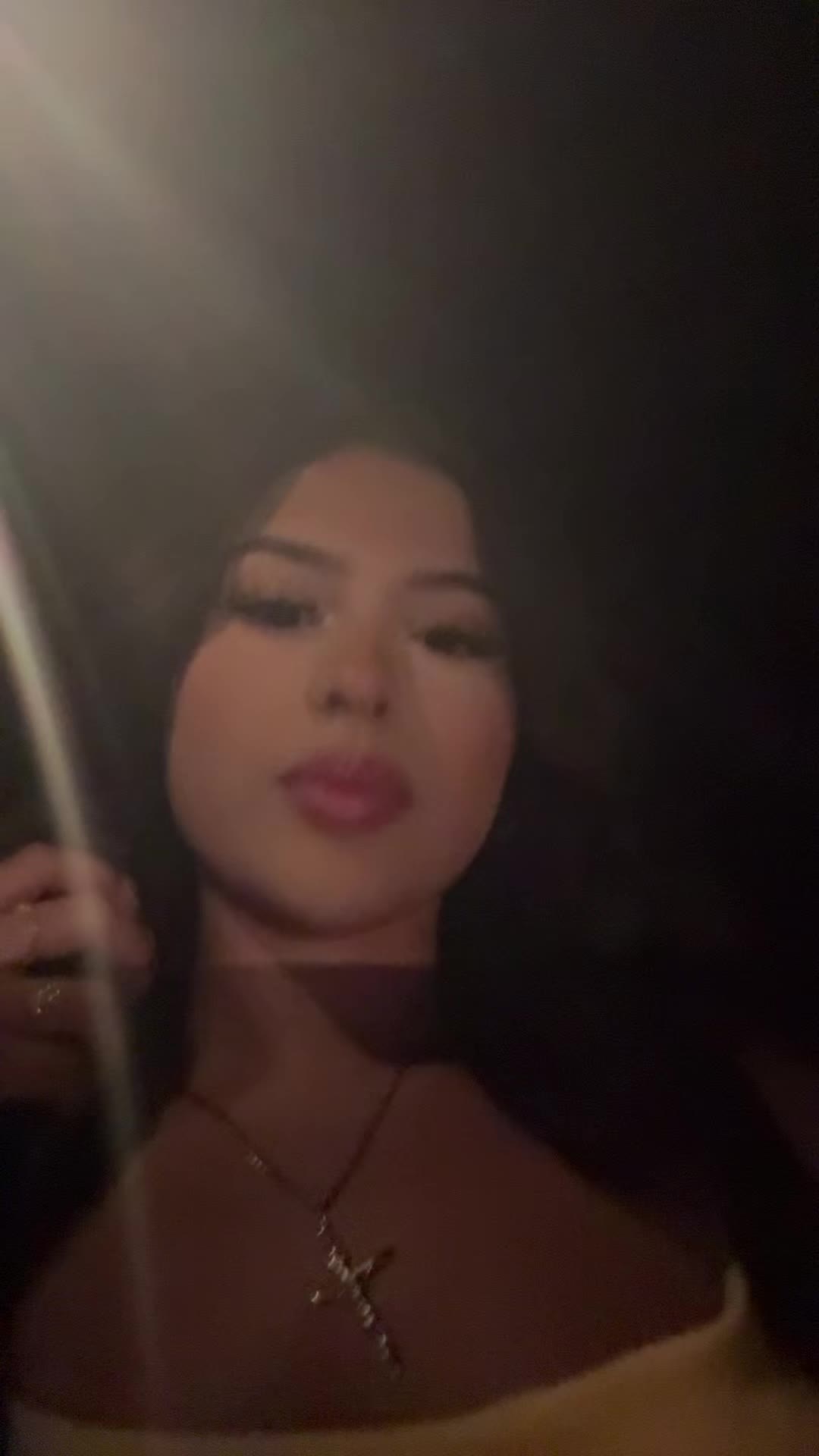 @lifeofanahi
