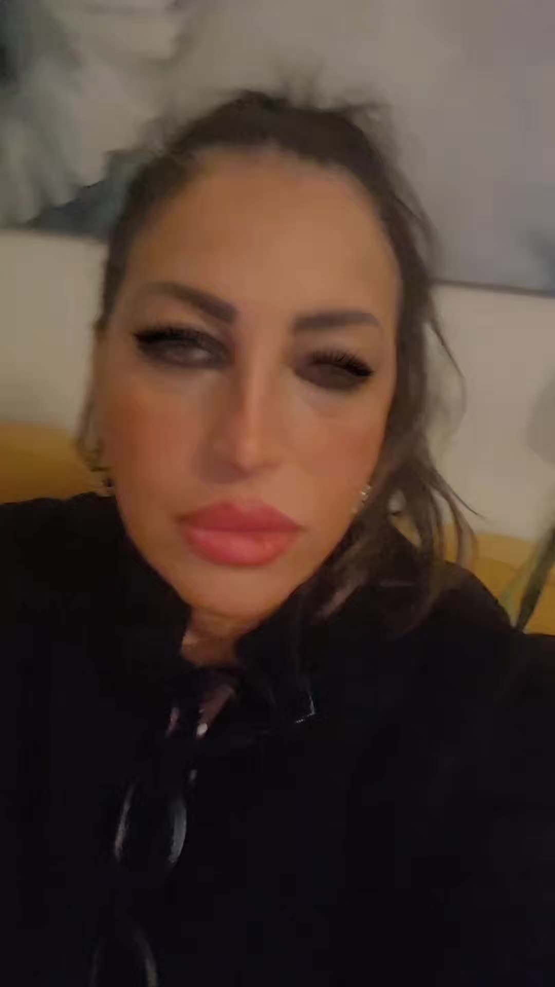 @Angela