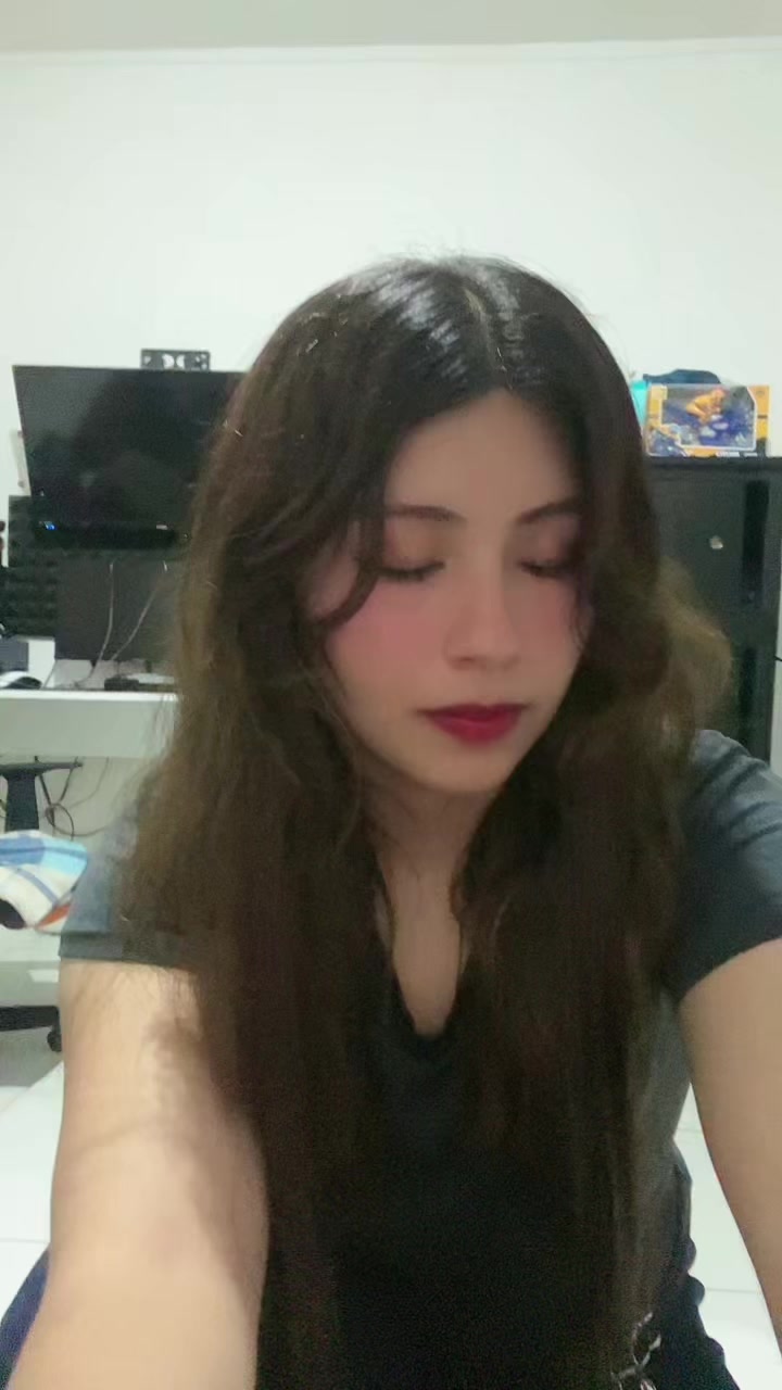 @Maya🌻