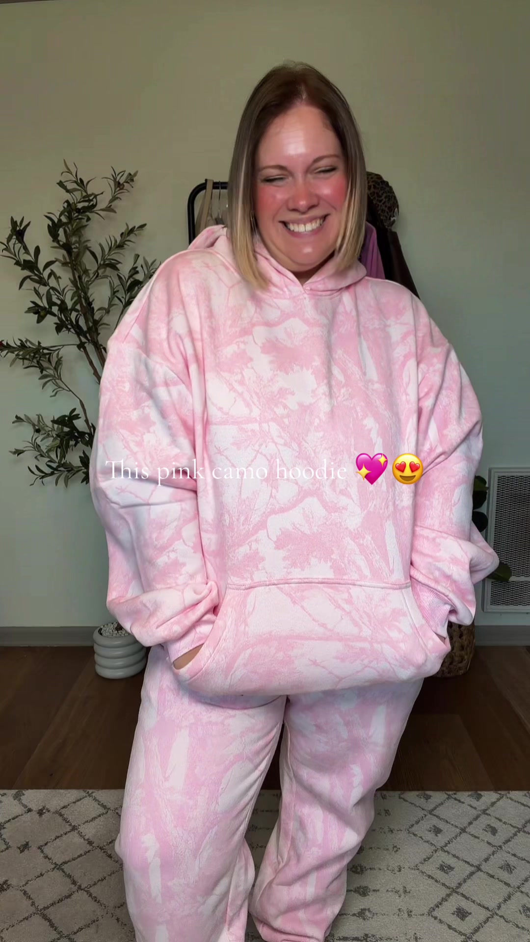 @Carlyn🩷🤟🏻 TTS Mom Fashion