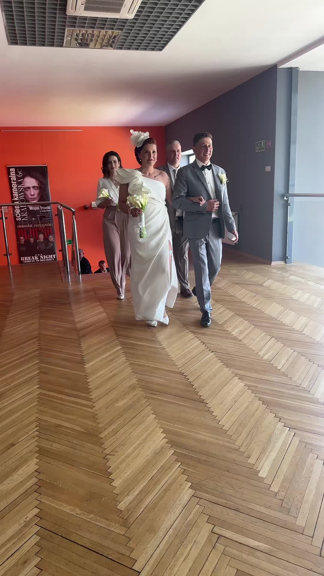 @bajeczna