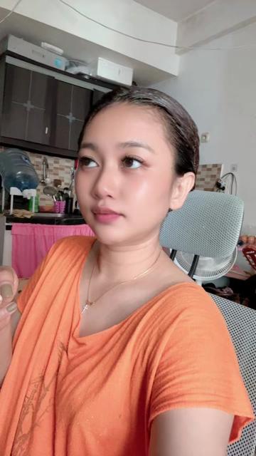 @Lolita Bukan Tank
