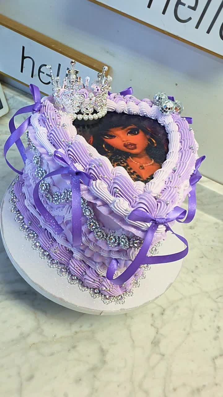 @AmazingCakesByYessy