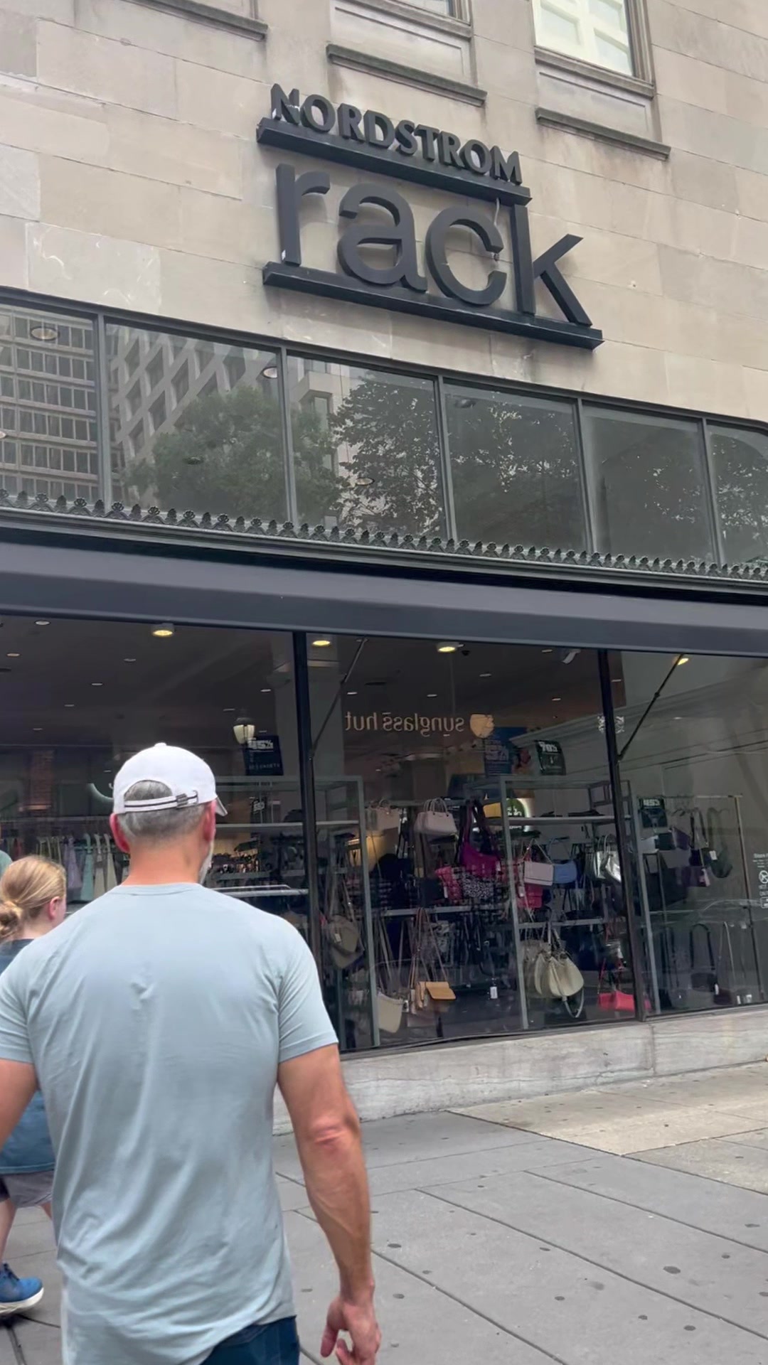 @beauty& bites by queen