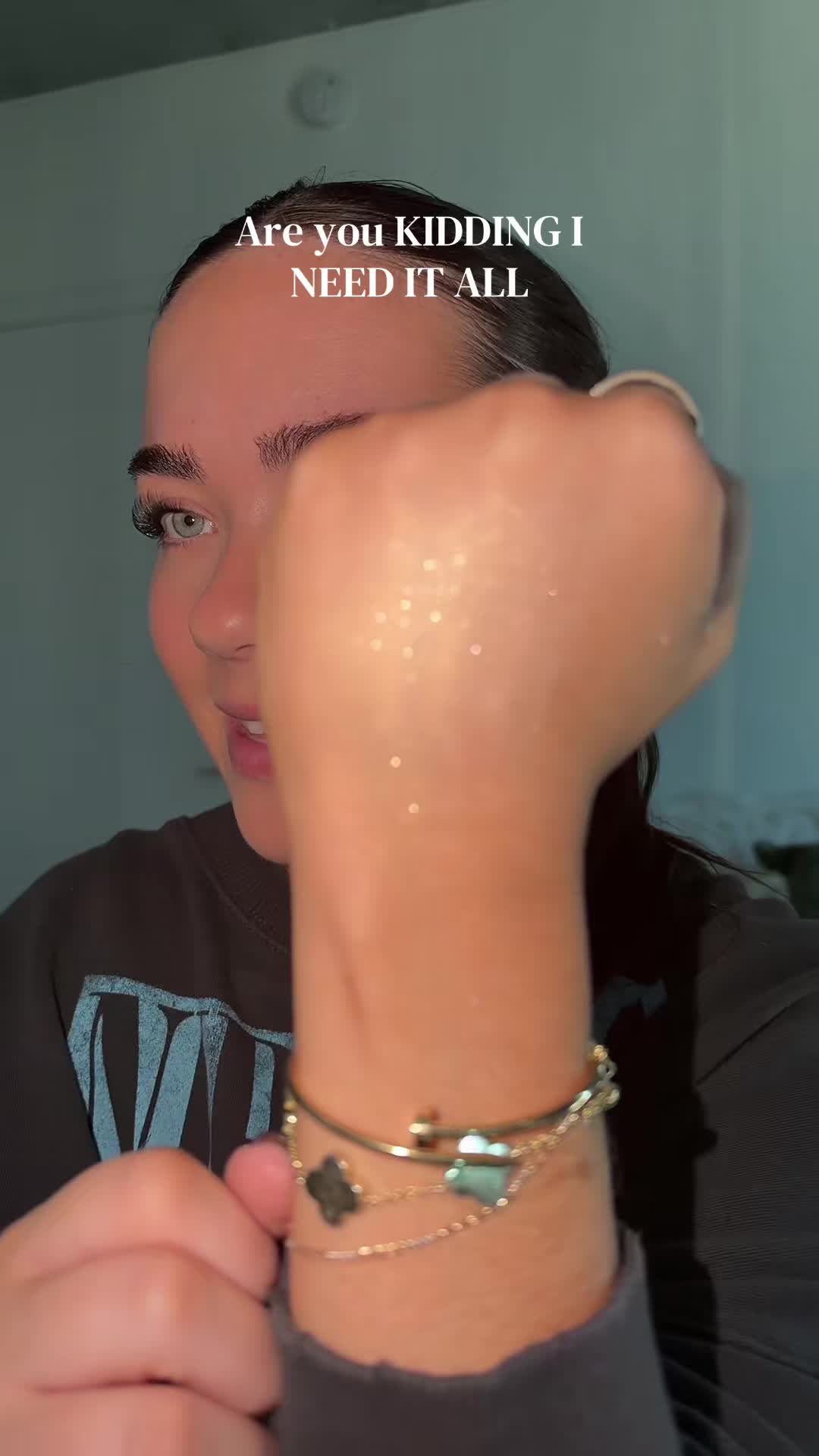 @Peyton