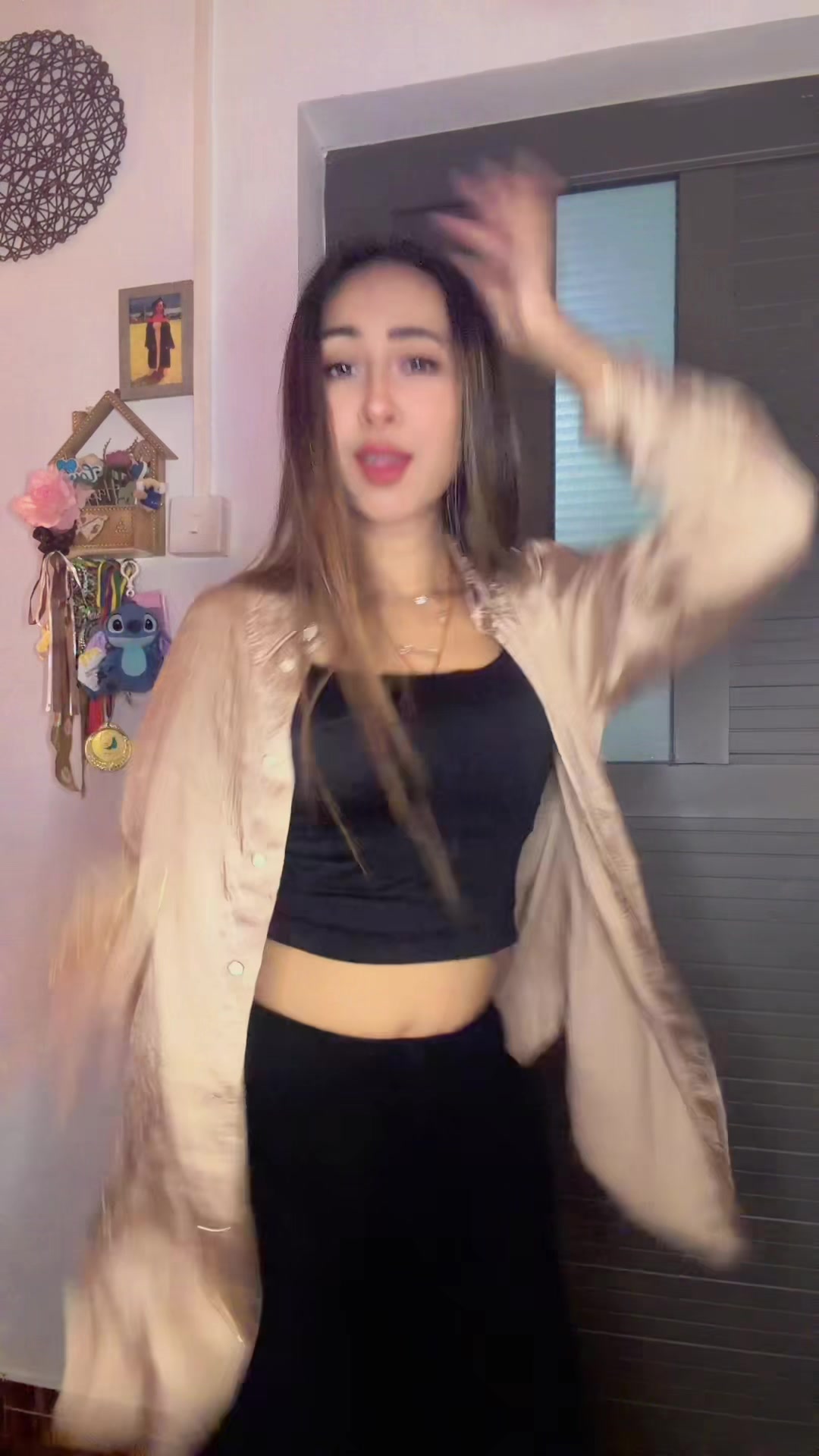@Anishta Anishta🍀