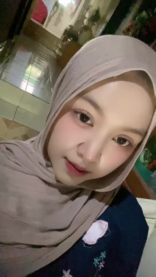 @Dewwiiiii