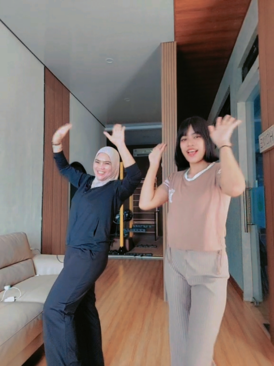 @Irma Adam_rz