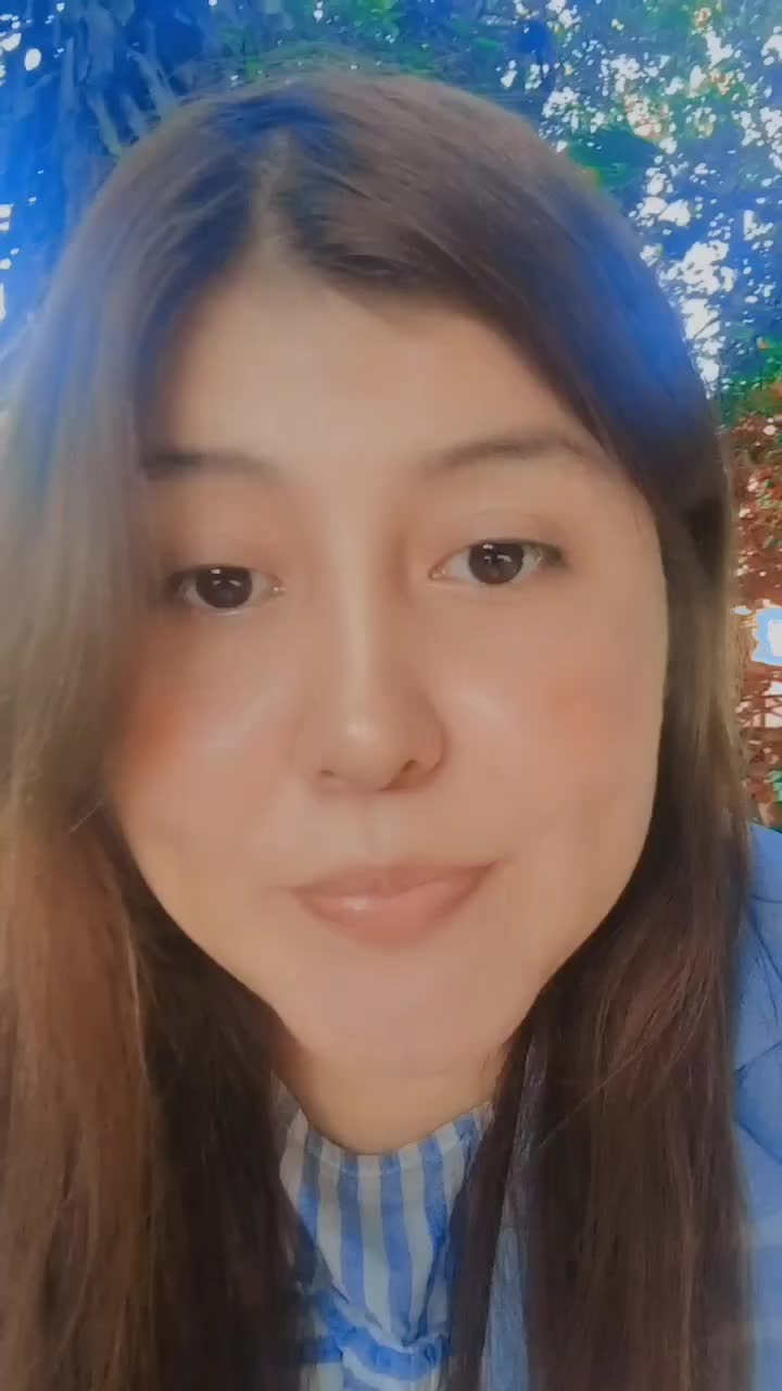 @Strella