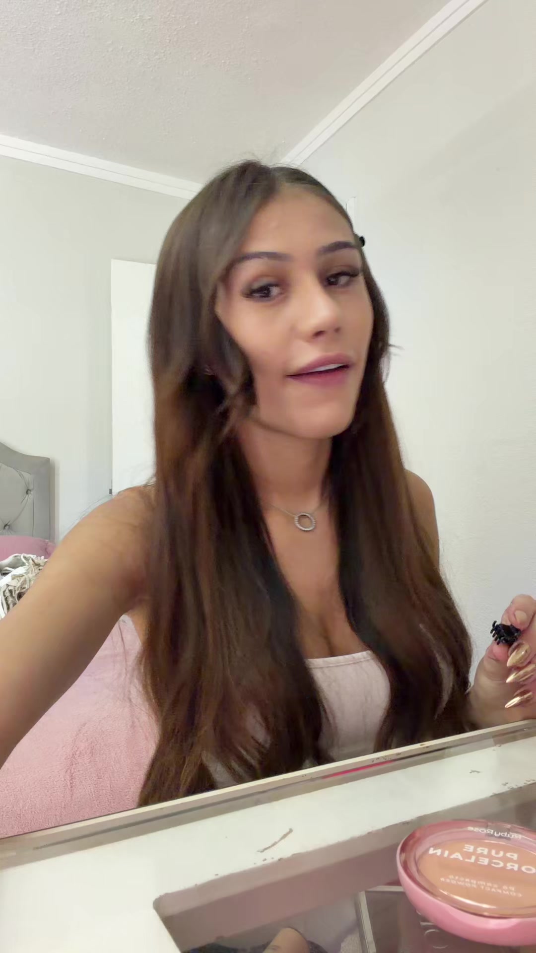 @manuellaollv