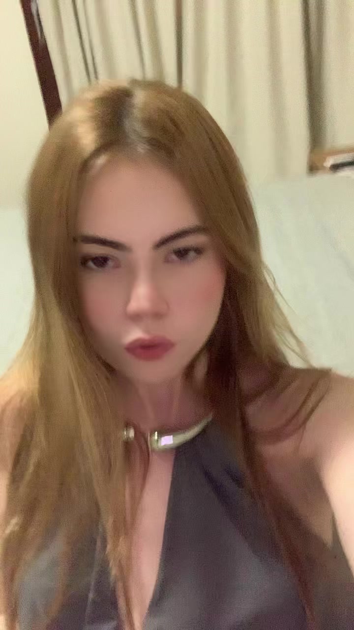 @Vitória Adib