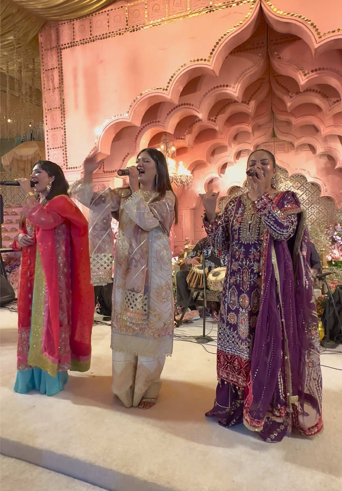 @Manwa Sisters ✅
