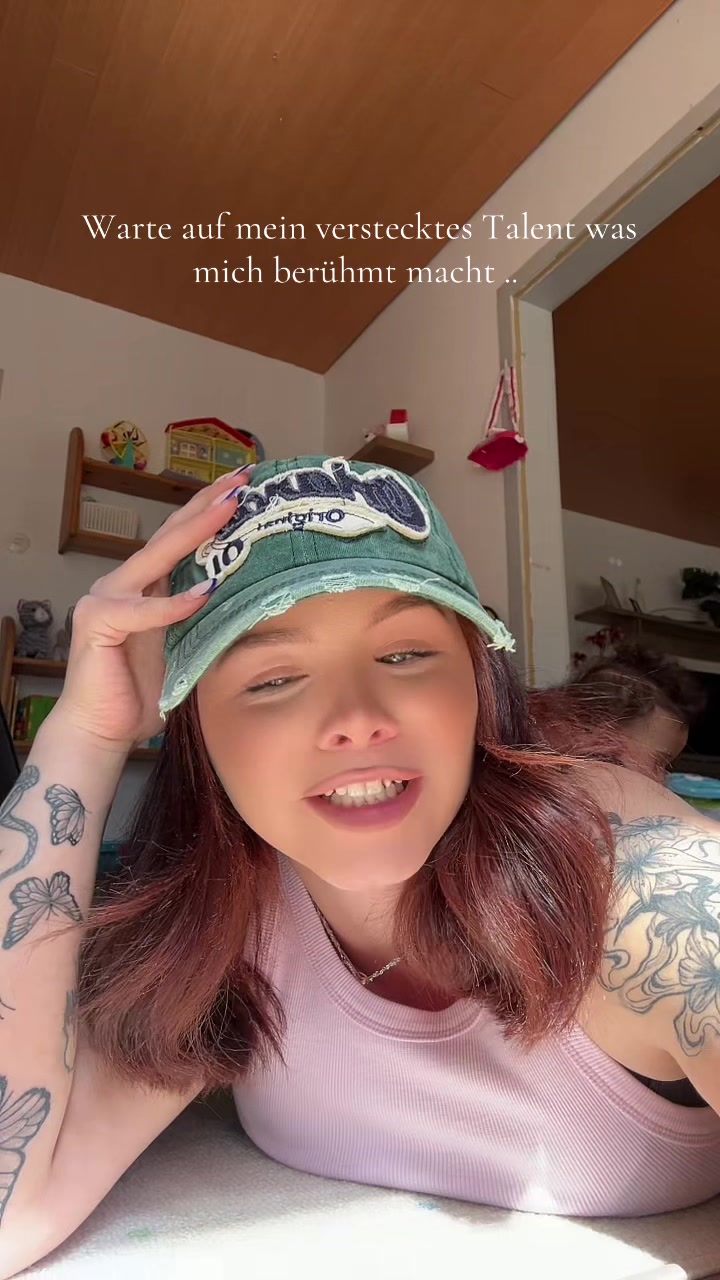 @CassandraC