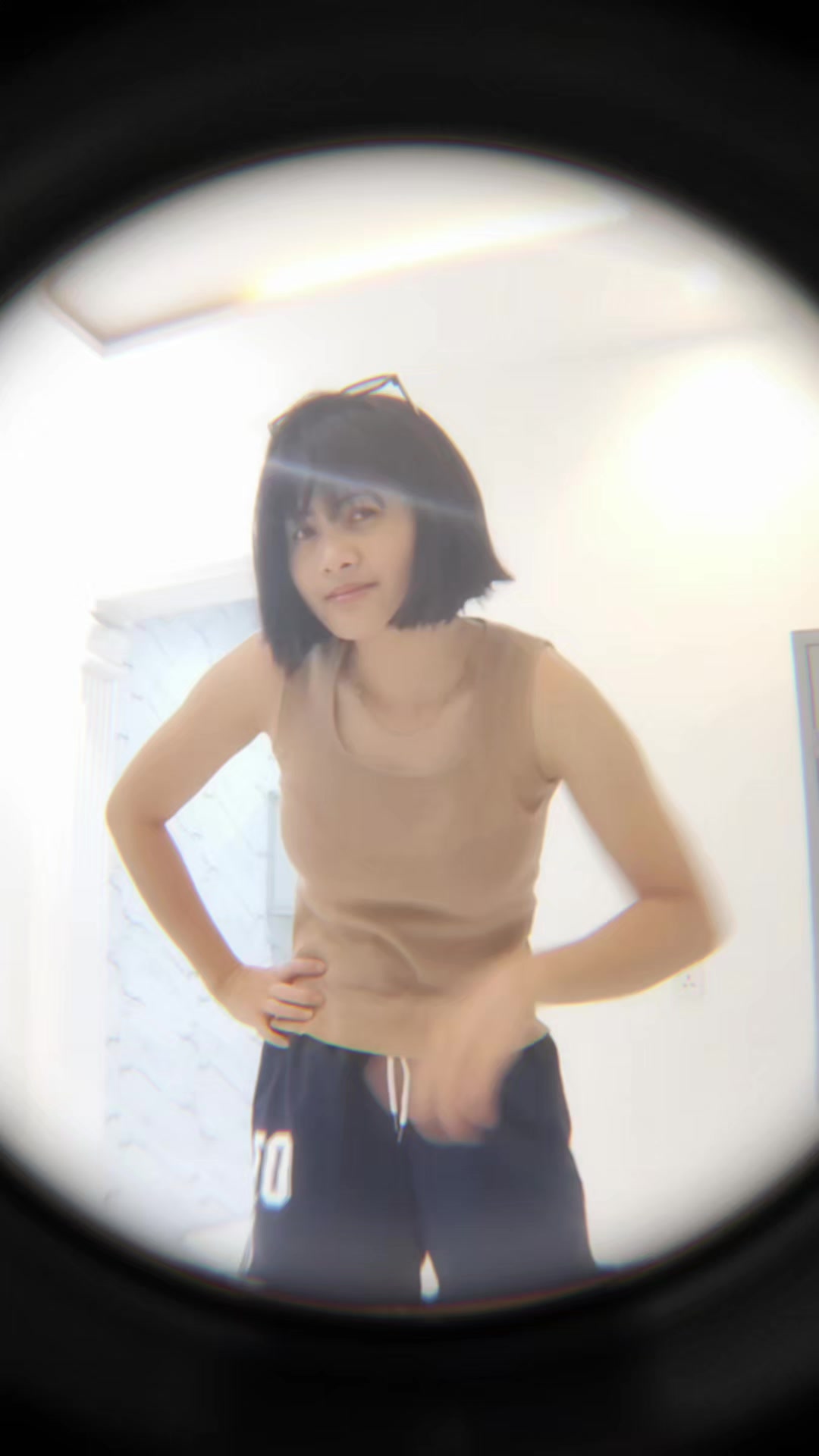 @leoniza