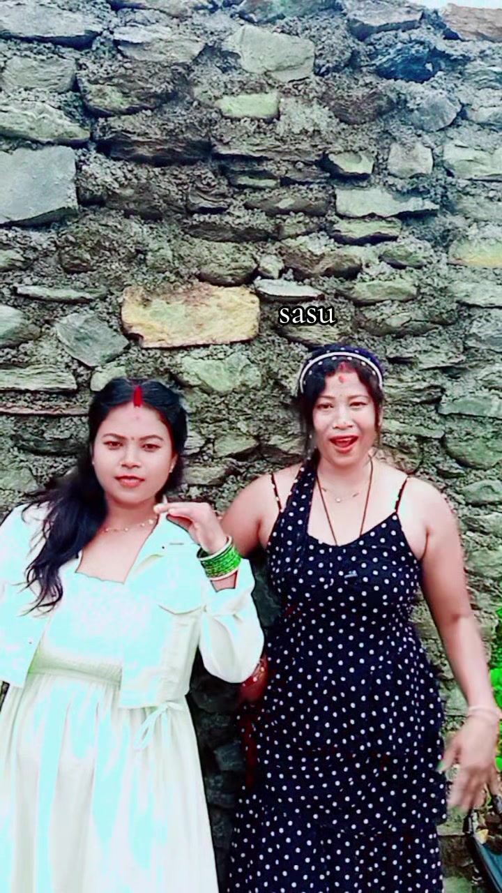 @Tharuni Seeru