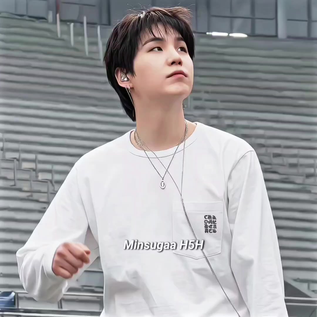 @๐๐๐ฃ๐จ๐ช๐๐๐ ๐5๐